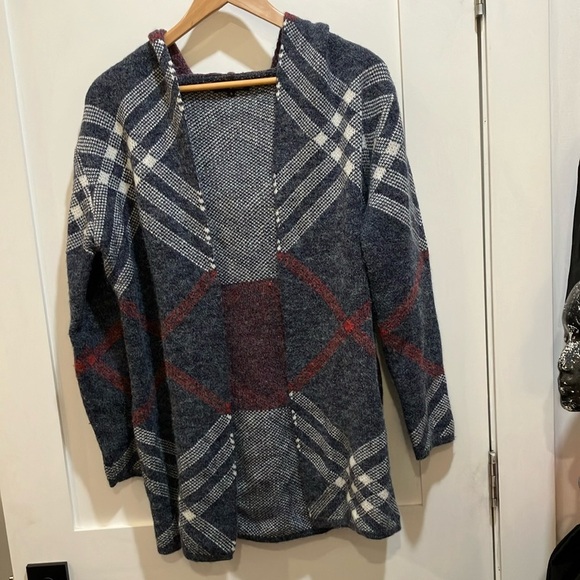 Papa Vancouver Plaid Hooded Cardigan - Picture 11 of 15